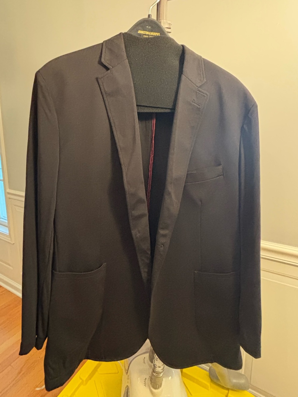 Johnston & Murphy Black Single-Breasted Men's Sport Coat